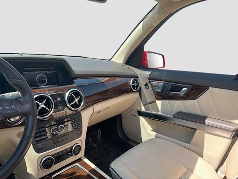 Used 2014 Mercedes-Benz GLK 250 BlueTEC 4MATIC image 24