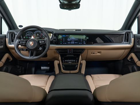New 2026 Porsche Cayenne AWD/4WD image 19