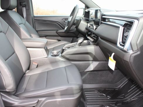 New 2026 GMC Canyon Elevation w/ Convenience Package image 14