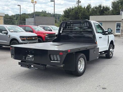 Certified 2026 Ford F350 XL w/ XL Chrome Package AWD/4WD image 3