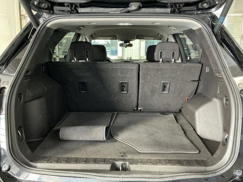 Used 2020 Chevrolet Equinox LT image 32