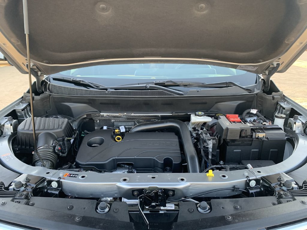 Certified 2026 Chevrolet Equinox LT FWD image 28