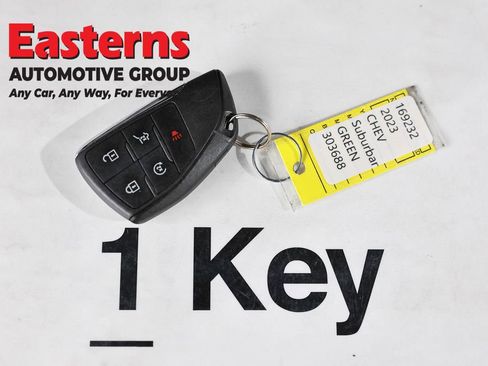 Used 2023 Chevrolet Suburban Premier image 29