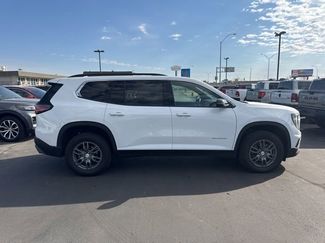 Used 2025 GMC Acadia Elevation video 2