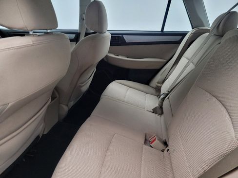 Used 2017 Subaru Outback 2.5i image 18