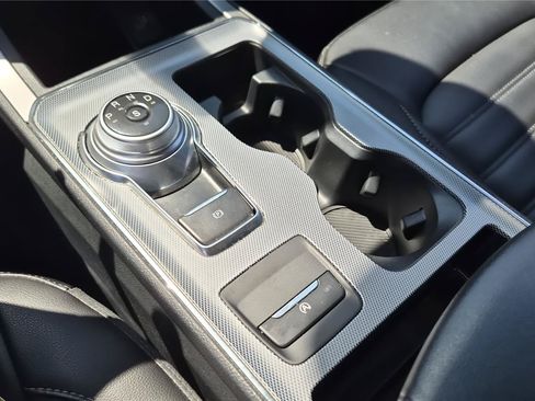 Used 2021 Ford Edge SEL FWD image 20