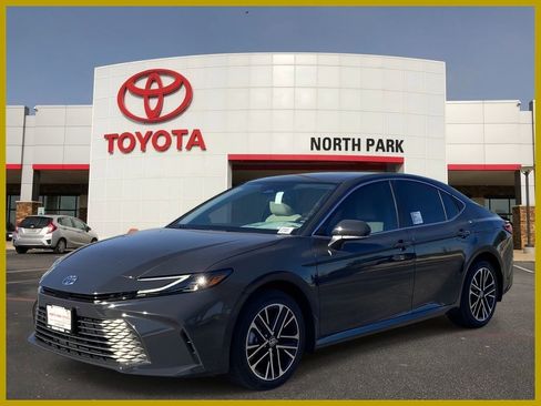 New 2026 Toyota Camry XLE AWD/4WD image 1