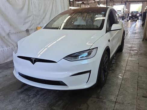 Used 2023 Tesla Model X AWD/4WD image 18