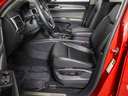 Certified 2022 Volkswagen Atlas SEL image 25