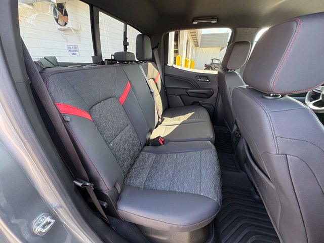 Used 2024 Chevrolet Colorado Z71 w/ Advanced Trailering Package AWD/4WD image 27