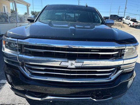 Used 2018 Chevrolet Silverado 1500 High Country AWD/4WD image 10