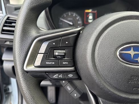 Used 2020 Subaru Crosstrek 2.0i image 22