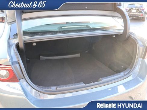 Used 2023 MAZDA MAZDA3 s FWD image 15