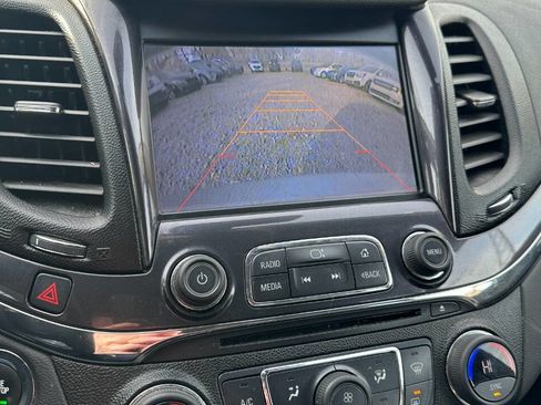 Used 2014 Chevrolet Impala LTZ image 23