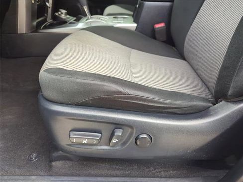 Used 2020 Toyota 4Runner SR5 AWD/4WD image 14
