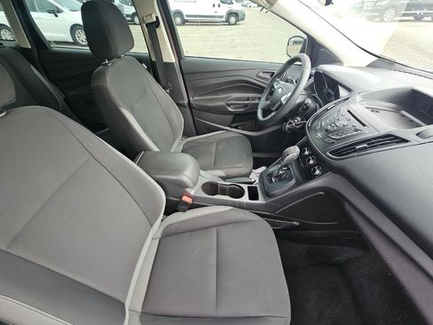 Used 2016 Ford Escape S image 8