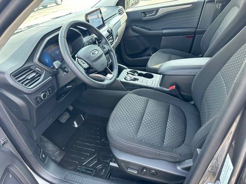 Used 2023 Ford Escape Active AWD/4WD image 10