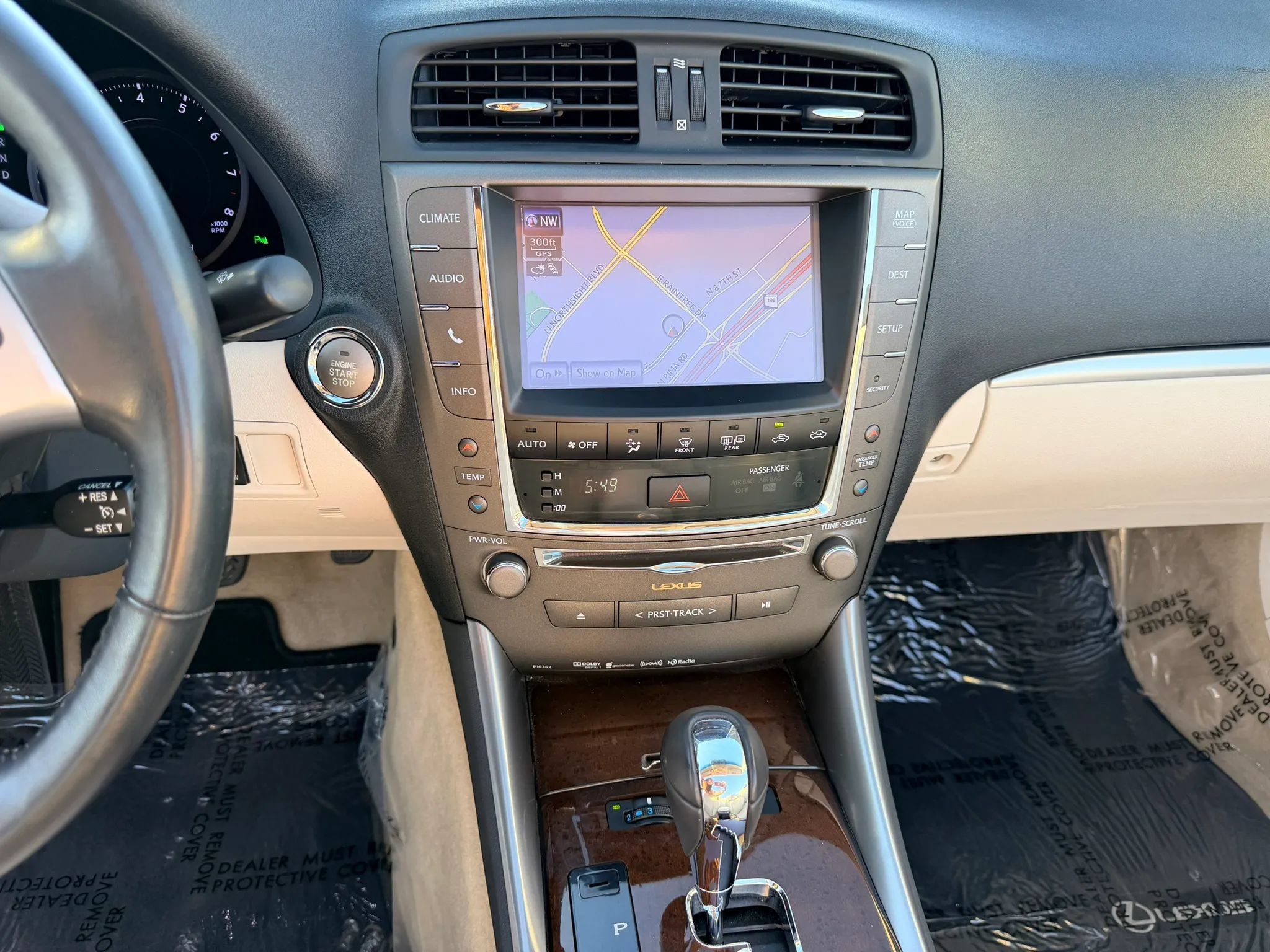 Used 2013 Lexus IS 250C RWD image 16