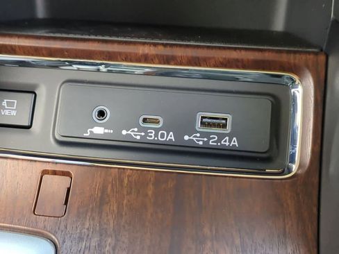 New 2025 Subaru Ascent Touring image 32