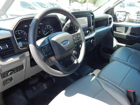 Used 2022 Ford F150 XL w/ Equipment Group 101A High RWD image 2
