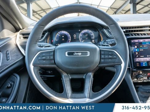 Used 2024 Jeep Grand Cherokee L Limited w/ Luxury Tech Group II AWD/4WD image 6