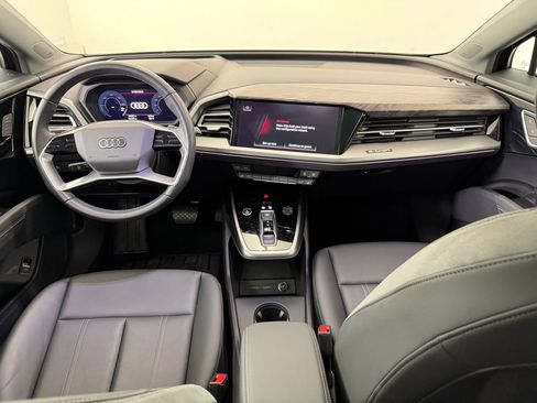 Used 2024 Audi Q4 e-tron Prestige w/ Black Optic Package image 17