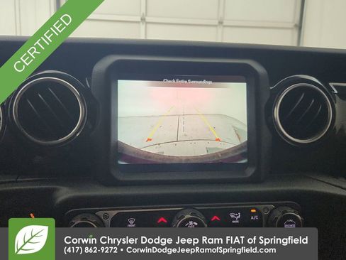 Used 2023 Jeep Wrangler Unlimited Sahara AWD/4WD image 24