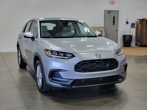 Certified 2023 Honda HR-V LX image 4