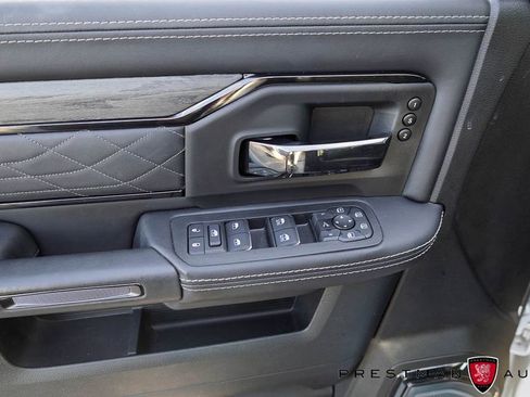 Used 2026 RAM 3500 Limited AWD/4WD image 32