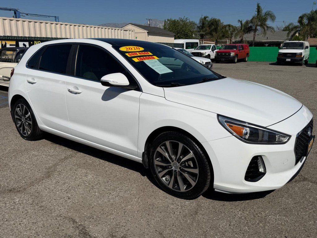 Used 2023 Hyundai Elantra SEL w/ Convenience Package FWD image 47