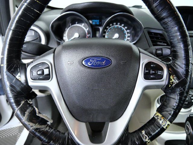 Used 2014 Ford Fiesta SE FWD image 22
