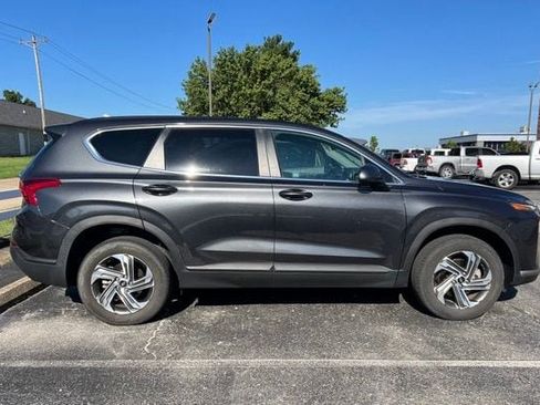 Used 2022 Hyundai Santa Fe SE AWD/4WD image 4