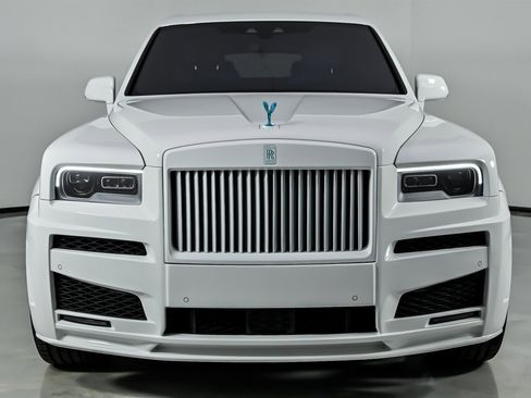 Used 2023 Rolls-Royce Cullinan image 5
