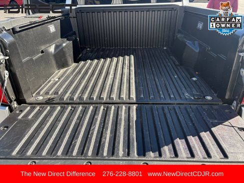 Used 2024 Toyota Tacoma TRD Off-Road image 18