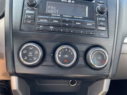 Used 2015 Subaru Forester 2.5i Premium w/ All-Weather Package image 24