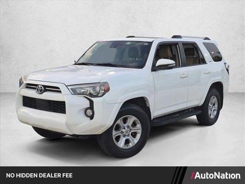 Used 2020 Toyota 4Runner SR5 Premium w/ Moonroof Package RWD image 1