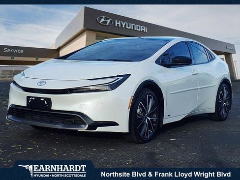 Used 2023 Toyota Prius XLE AWD/4WD image 1