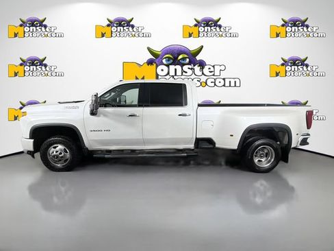 Used 2020 Chevrolet Silverado 3500 High Country w/ Technology Package AWD/4WD image 8