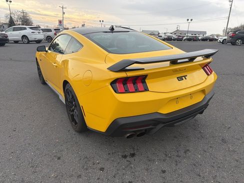 Used 2024 Ford Mustang GT Premium w/ GT Performance Package image 3