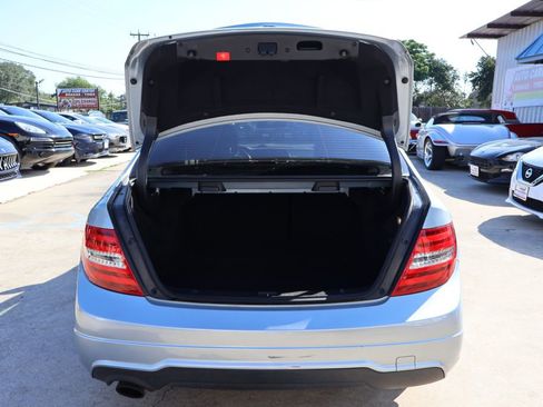 Used 2014 Mercedes-Benz C 250 Sedan image 17