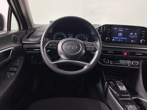 Certified 2022 Hyundai Sonata SEL w/ Winter Weather Package FWD image 16