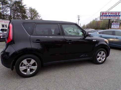 Used 2017 Kia Soul image 11