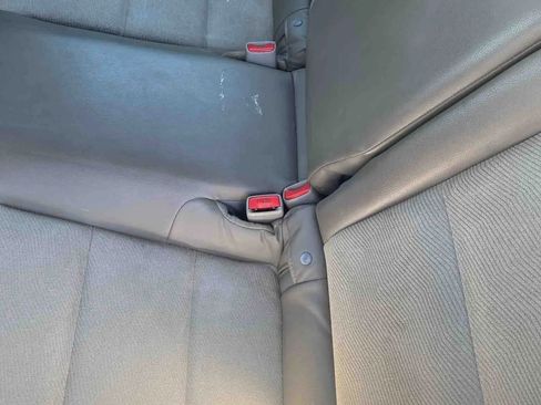 Used 2012 Honda Insight EX image 16