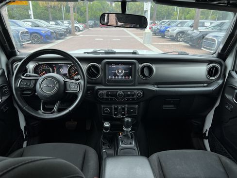 Used 2018 Jeep Wrangler Unlimited Sport S AWD/4WD image 29
