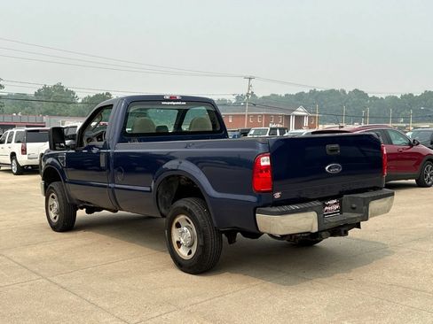 Used 2010 Ford F250 XLT AWD/4WD image 4