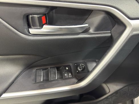 Used 2023 Toyota RAV4 SE w/ Weather & Moonroof Package AWD/4WD image 9