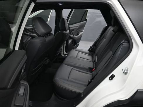 Used 2025 Subaru Outback Wilderness AWD/4WD image 9