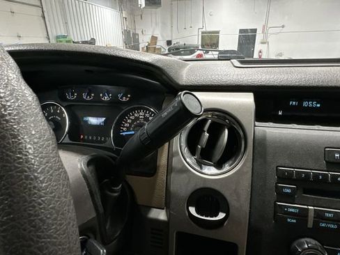 Used 2011 Ford F150 XLT image 24