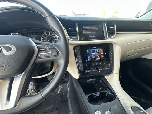 Used 2022 INFINITI QX50 Luxe image 24
