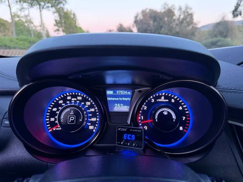 Used 2014 Hyundai Genesis 3.8 image 20